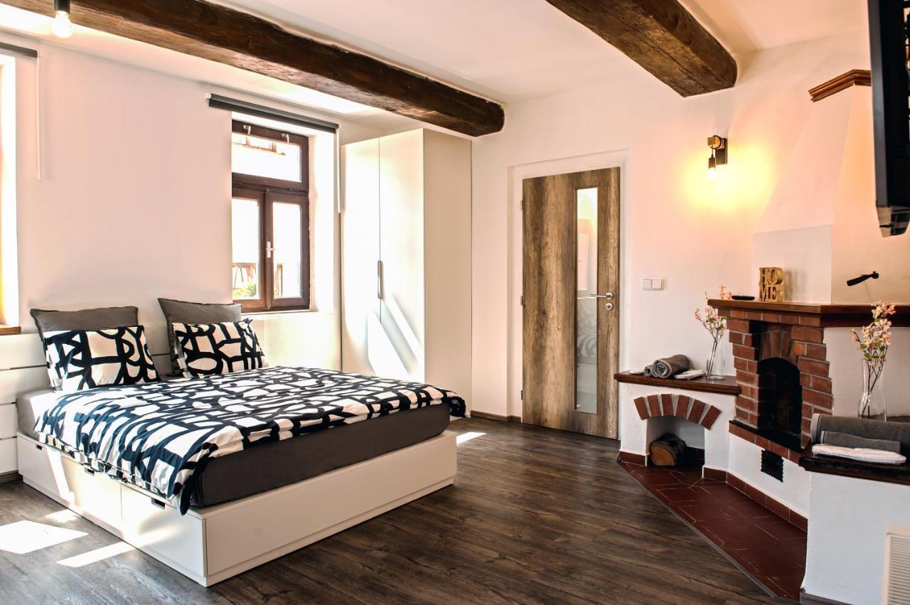 APARTMÁNY za divadlem Broumov Exterior foto