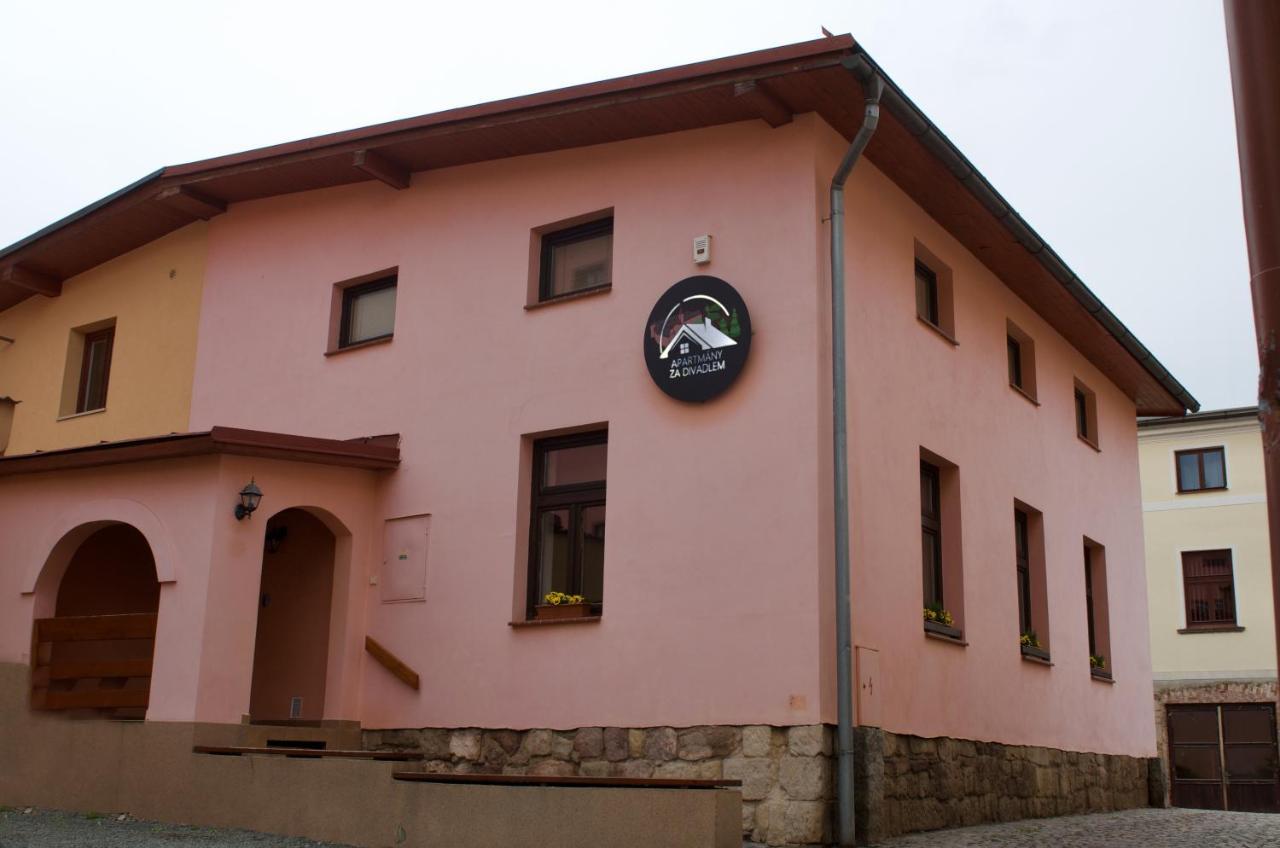 APARTMÁNY za divadlem Broumov Exterior foto