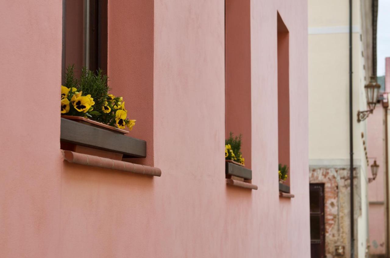 APARTMÁNY za divadlem Broumov Exterior foto